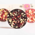 ChocoWheel Horká čokoláda s banánom a čiernymi ríbezľami - kvetinový vzor (20g)