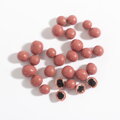 Dražé - Arónia v mliečnej čokoláde RUBY (180g)